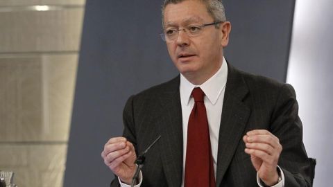 Alberto Ruiz-Gallard&oacute;n, tras el Consejo de Ministros