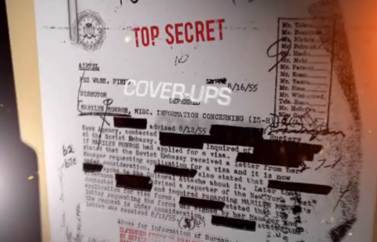 Entre Q-anon y MAGA Entre Q-anon y MAGA