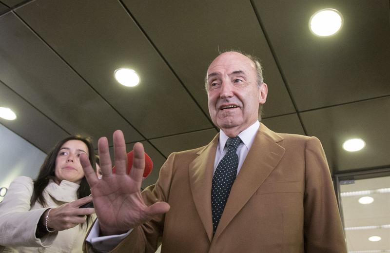 La defensa de la infanta pedirá que sea exculpada en la primera sesión del juicio del 'caso Nóos' La defensa de la infanta pedirá que sea exculpada en la primera sesión del juicio del 'caso Nóos'