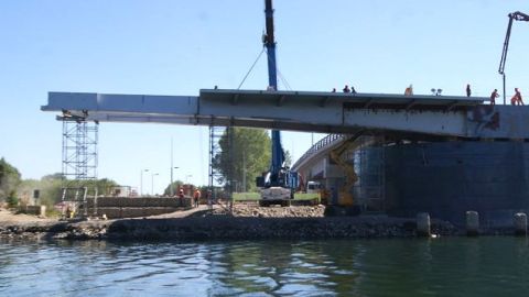 Construcci&oacute;n del primer puente basculante en Chile a cargo de una empresa espa&ntilde;ola