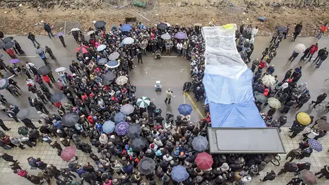 Gamonal se echa a la calle a pesar del parón de las obras Gamonal se echa a la calle a pesar del parón de las obras