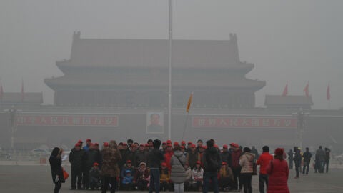 Poluci&oacute;n sobre la Plaza de Tiananmen