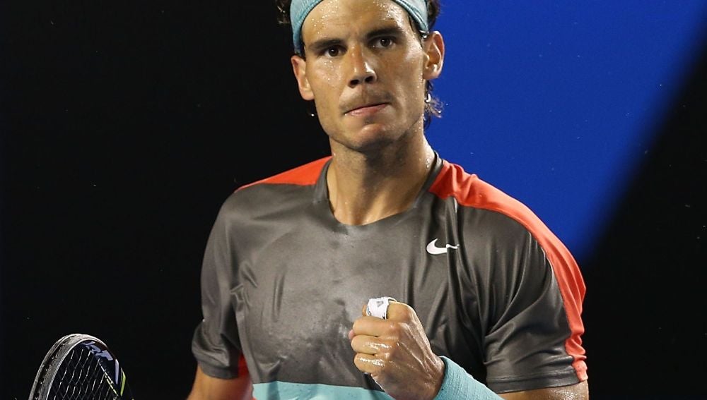 Rafa Nadal celebra un punto ganador ante Roger Federer en las semifinales del Open de Australia