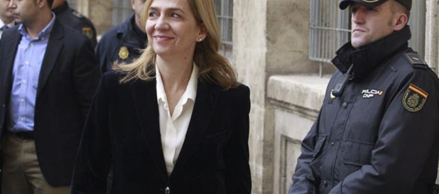 La infanta Cristina llega al juzgado de Palma La infanta Cristina llega al juzgado de Palma