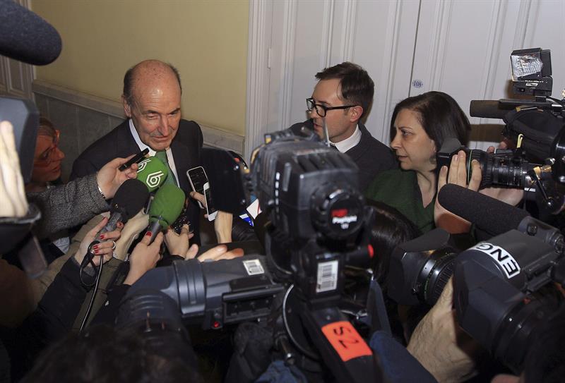 El abogado de doña Cristina confía en que la Justicia actúe "sin presiones" El abogado de doña Cristina confía en que la Justicia actúe "sin presiones"