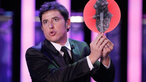 Manel Fuentes prometi&oacute; que lo suyo iba a ser una declaraci&oacute;n de amor al cine
