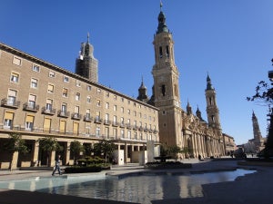 Onda Cero celebra el Día de la Fiesta Nacional con un programa especial desde la plaza del Pilar de Zaragoza Onda Cero celebra el Día de la Fiesta Nacional con un programa especial desde la plaza del Pilar de Zaragoza