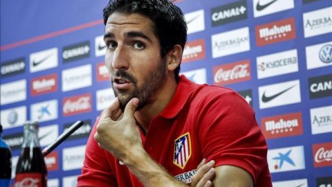 Ra&uacute;l Garc&iacute;a, en una rueda de prensa