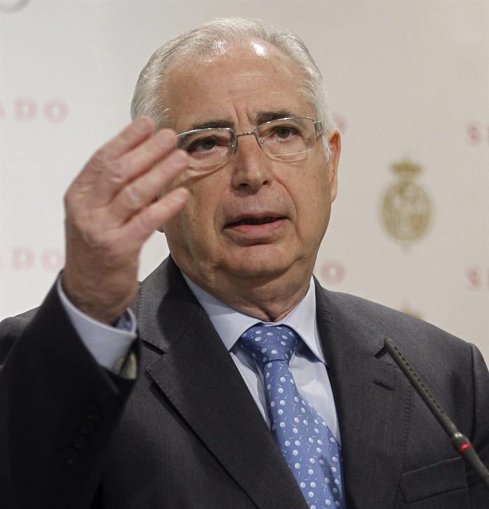 Juan José Imbroda: "La Guardia Civil actúa dentro de la legalidad, pero habría que reforzarla para quienes tengan dudas" Juan José Imbroda: "La Guardia Civil actúa dentro de la legalidad, pero habría que reforzarla para quienes tengan dudas"