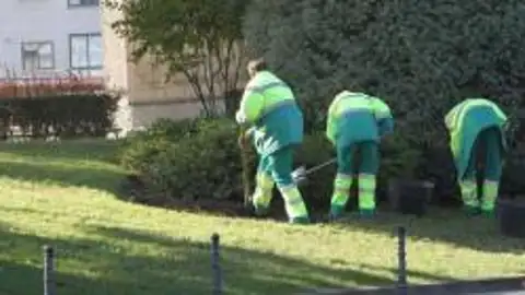 parques y jardines parques y jardines