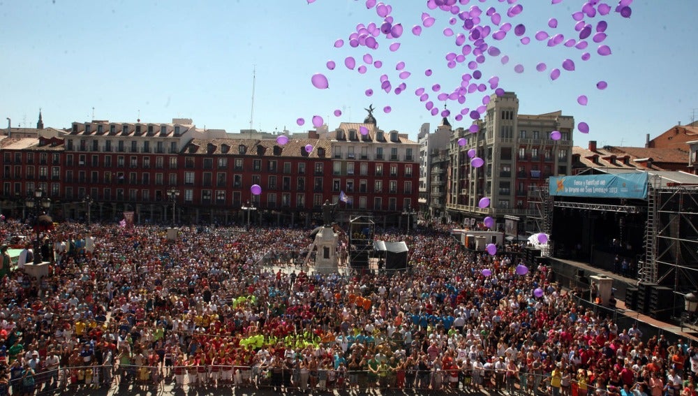 Plaza Mayor de Valladolid durante el pregón inaugural de las fiestas de Nuestra Señora de San Lorenzo 