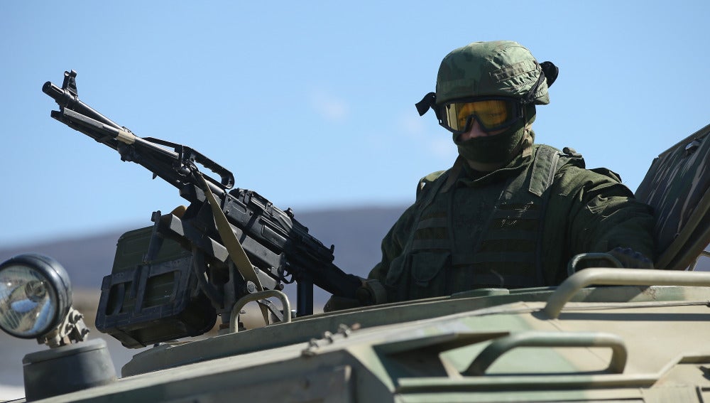Crece la tensión militar en Crimea