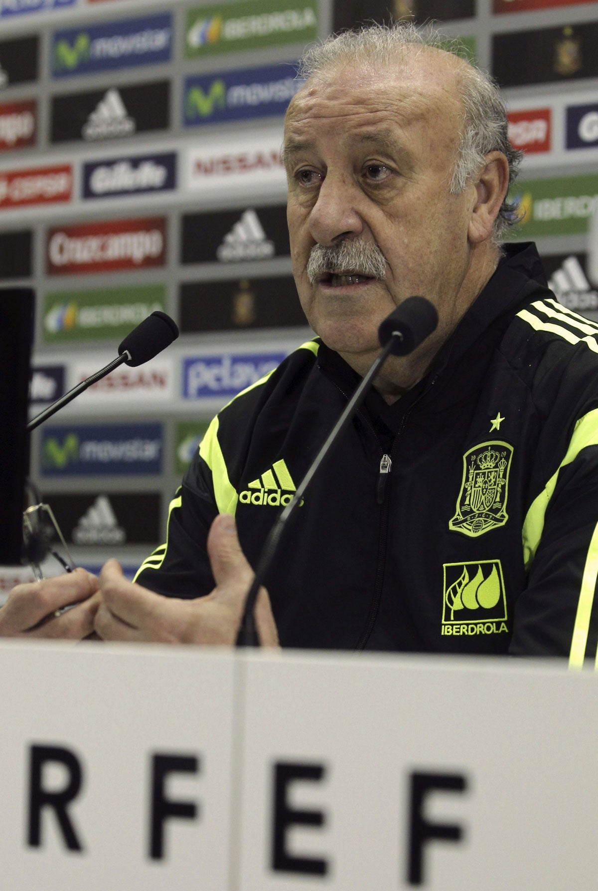 Vicente del Bosque: "Diego Costa se ha integrado en el grupo, ahora a esperar que pueda debutar" Vicente del Bosque: "Diego Costa se ha integrado en el grupo, ahora a esperar que pueda debutar"