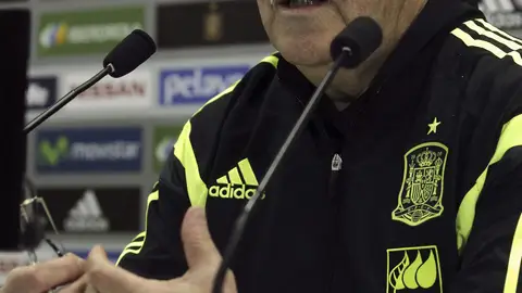 Vicente del Bosque, en rueda de prensa Vicente del Bosque, en rueda de prensa