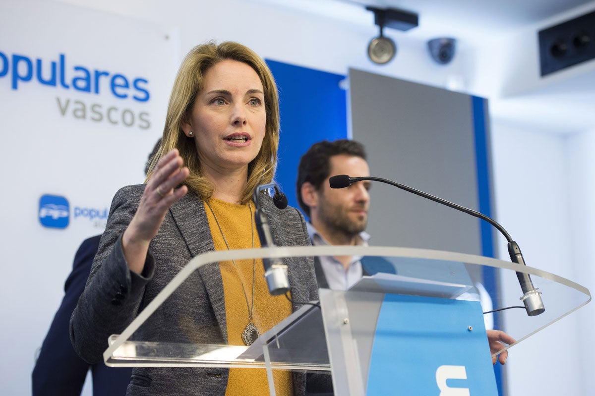 Dimite Arantza Quiroga como presidenta del PP vasco Dimite Arantza Quiroga como presidenta del PP vasco
