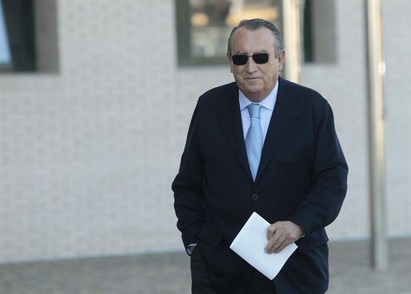 Admitida a trámite la denuncia contra Fabra y Debón Admitida a trámite la denuncia contra Fabra y Debón