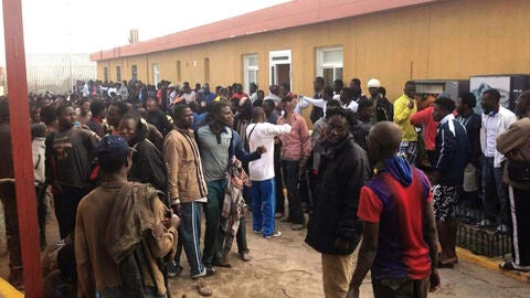 Nuevo salto masivo a Melilla cercano a los 500 inmigrantes