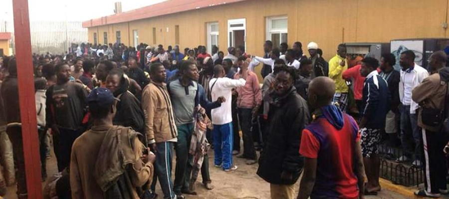 En menos de tres meses han conseguido entrar a Melilla más de 1.600 inmigrantes En menos de tres meses han conseguido entrar a Melilla más de 1.600 inmigrantes