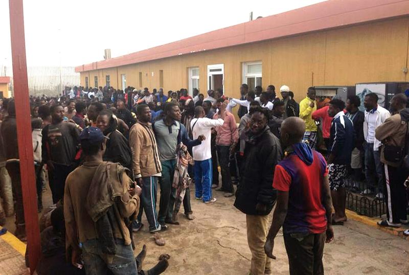 En menos de tres meses han conseguido entrar a Melilla más de 1.600 inmigrantes En menos de tres meses han conseguido entrar a Melilla más de 1.600 inmigrantes