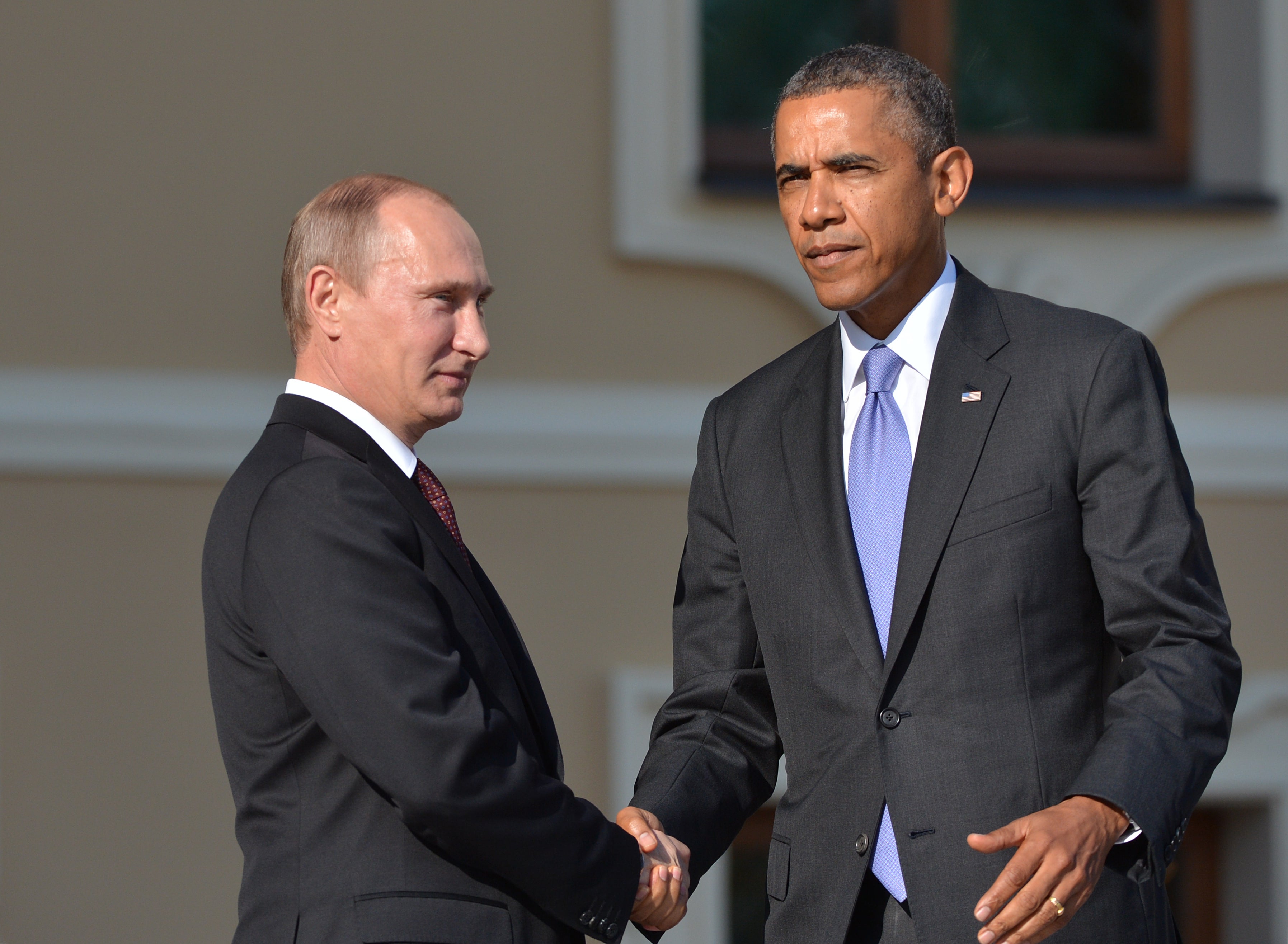 Obama urge a Putin a contener a los grupos prorrusos en el este de Ucrania Obama urge a Putin a contener a los grupos prorrusos en el este de Ucrania