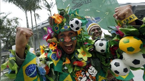 Aficionado frente Maracan&aacute;