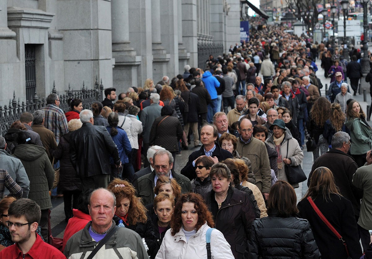 La tertulia: Multitudinario adiós a Adolfo Suárez La tertulia: Multitudinario adiós a Adolfo Suárez