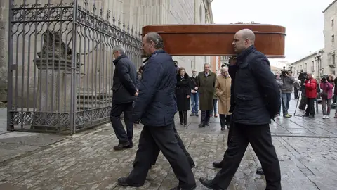 Restos de Amparo Illana en Ávila Restos de Amparo Illana en Ávila