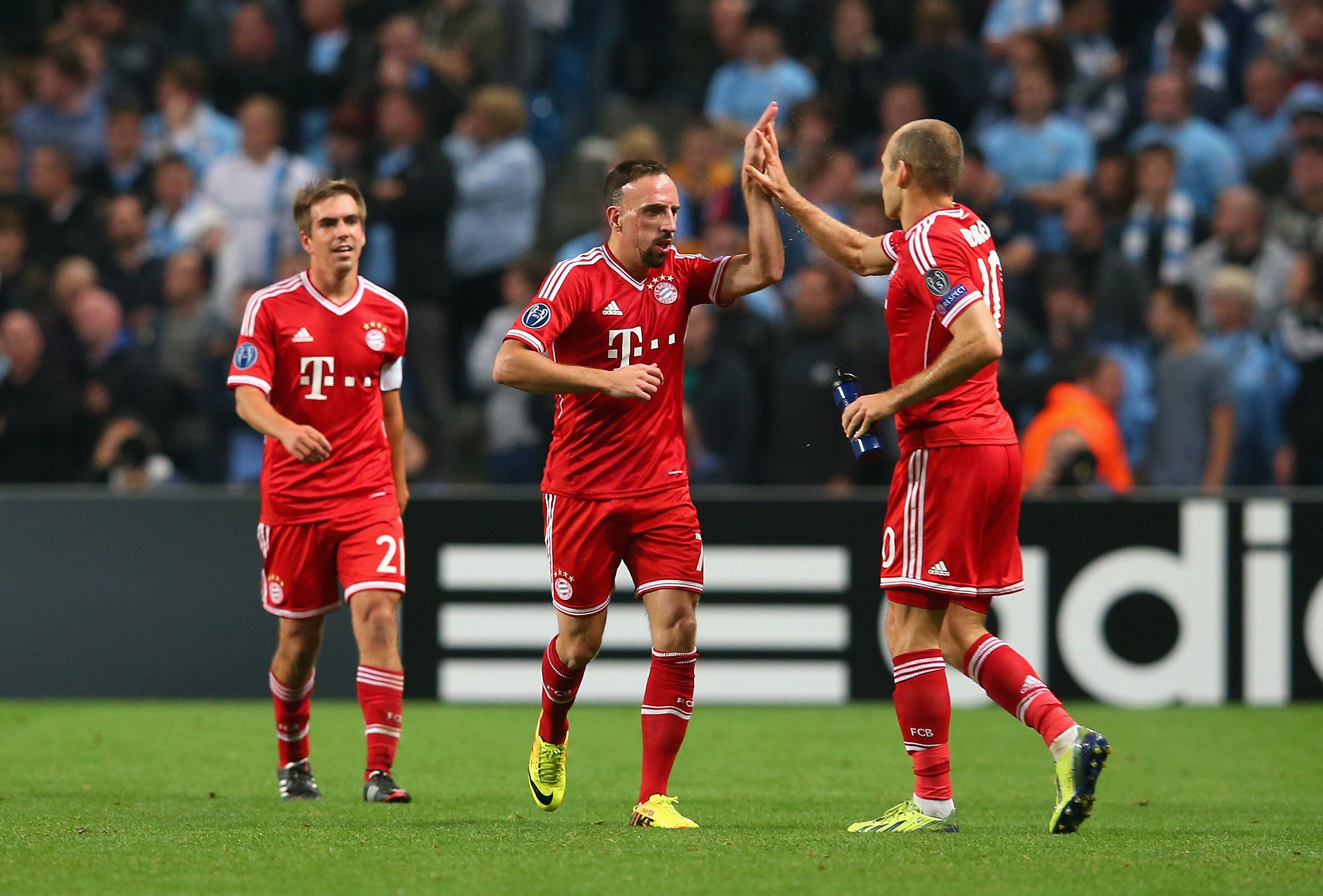 Sergio Santomé: "La última plaza de titular se la disputarán entre Robben y Ribery" Sergio Santomé: "La última plaza de titular se la disputarán entre Robben y Ribery"