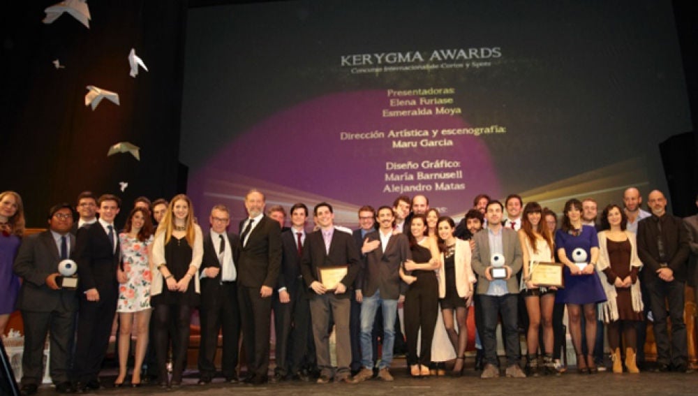 Foto de familia de los premiados de los Kerygma Awards