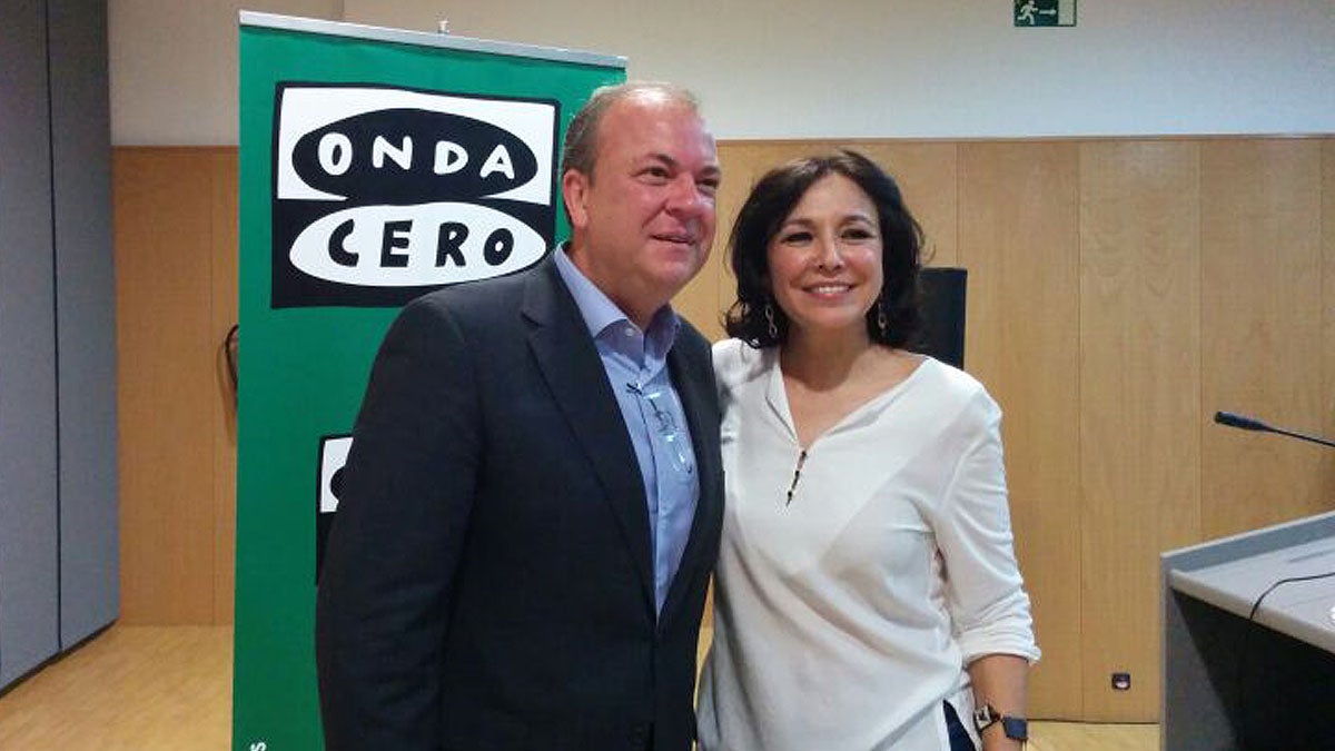 José Antonio Monago: "No se puede ir tirando la moto a nadie" José Antonio Monago: "No se puede ir tirando la moto a nadie"