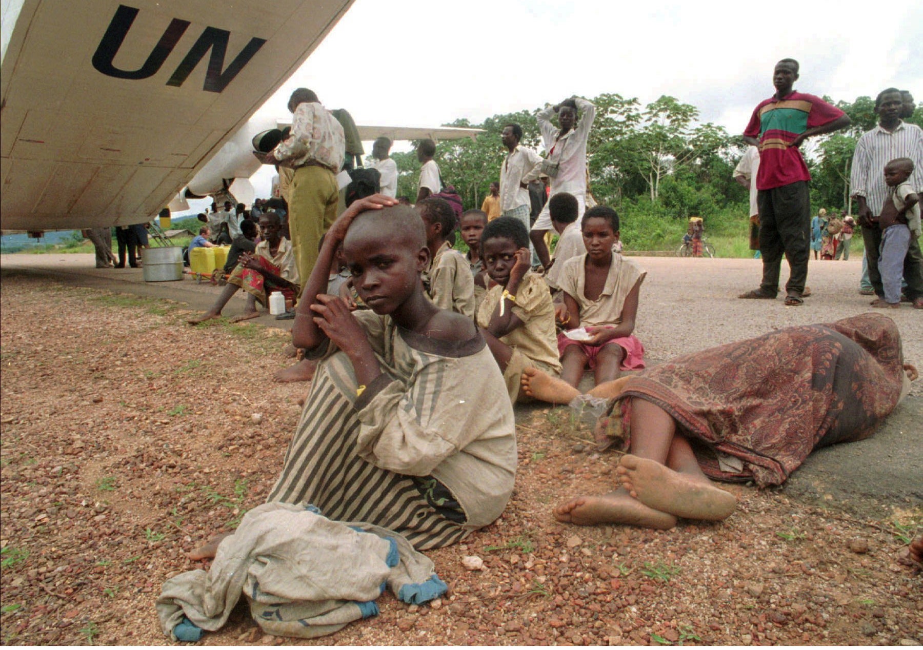 La UE se compromete a combatir "las fuerzas del odio" en el 25 aniversario del genocidio en Ruanda La UE se compromete a combatir "las fuerzas del odio" en el 25 aniversario del genocidio en Ruanda