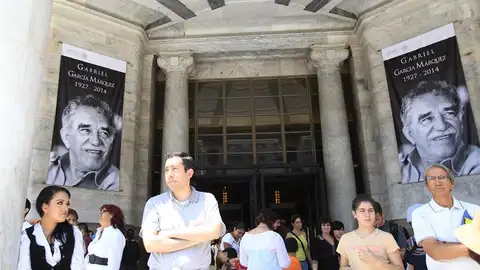 El Palacio de Bellas Artes de la Ciudad de México acogerá las cenizas del escritor El Palacio de Bellas Artes de la Ciudad de México acogerá las cenizas del escritor