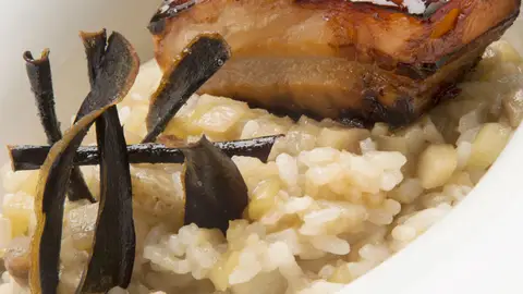 Arroz con berenjenas y tocino fresco Arroz con berenjenas y tocino fresco