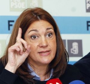 Soraya Rodríguez durante una rueda de prensa en el Congreso Soraya Rodríguez durante una rueda de prensa en el Congreso