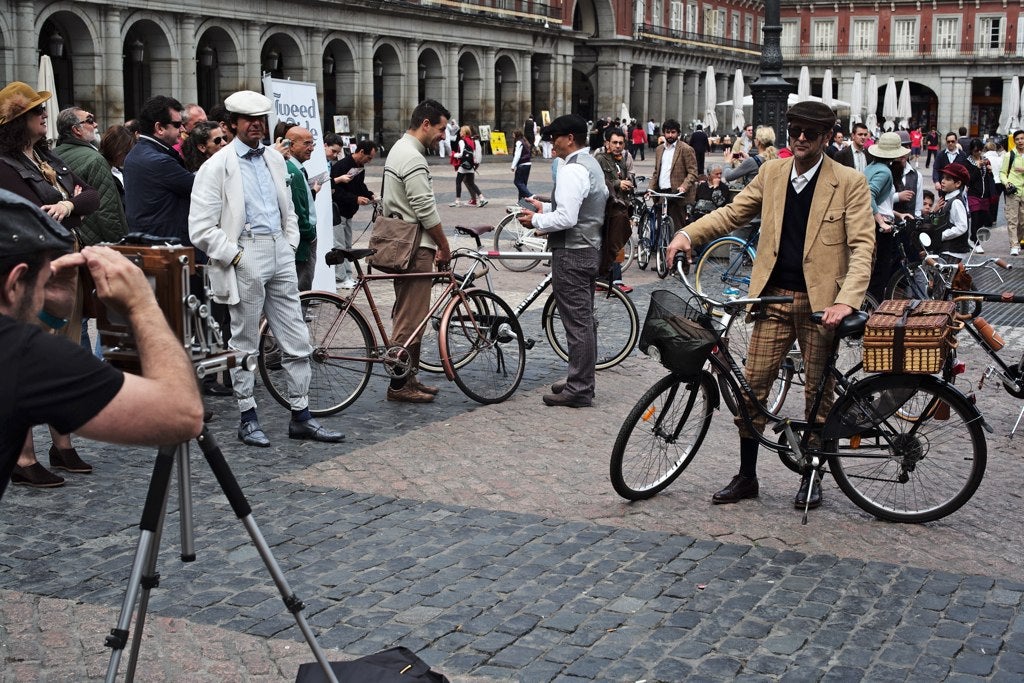 Piensa en bici: Aspecto acicalado para el 'Tweed Ride Madrid 2016' Piensa en bici: Aspecto acicalado para el 'Tweed Ride Madrid 2016'