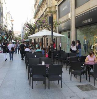 O Concello elimina a taxa de veladores do sector da hostalaría até 2022 O Concello elimina a taxa de veladores do sector da hostalaría até 2022