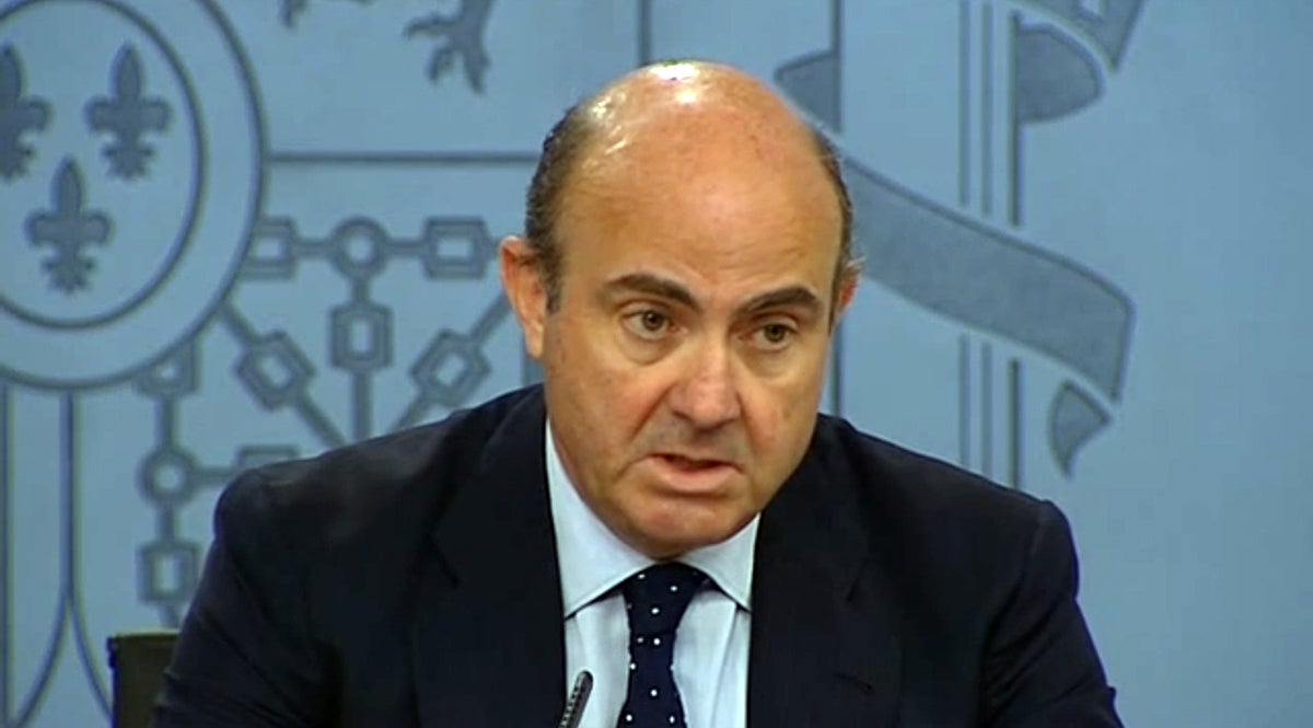 El Gobierno promete crear medio millón de puestos de trabajo que reducirán la tasa de paro al 16,6% El Gobierno promete crear medio millón de puestos de trabajo que reducirán la tasa de paro al 16,6%