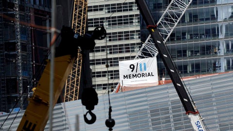 Obras de construcci&oacute;n del 'Memorial del 11S' que se est&aacute; construyendo en la zona cero de Nueva York