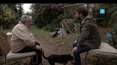Jos&eacute; Mujica charla con Jordi &Eacute;vole en Salvados