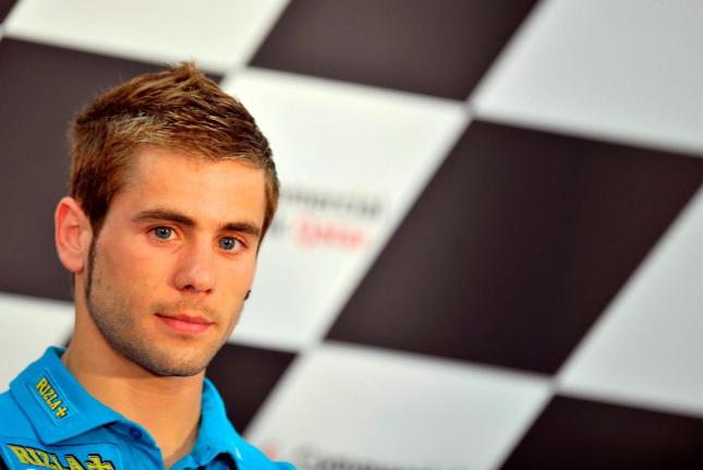 Álvaro Bautista: "Estoy muy contento y ahora me voy a Superbikes para poder luchar por las victorias y el campeonato" Álvaro Bautista: "Estoy muy contento y ahora me voy a Superbikes para poder luchar por las victorias y el campeonato"