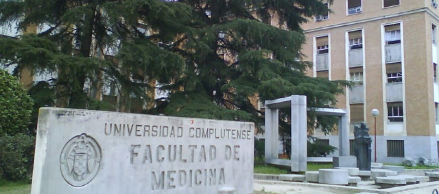 Facultad de Medicina de la Universidad Complutense de Madrid Facultad de Medicina de la Universidad Complutense de Madrid