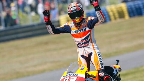Marc M&aacute;rquez gana en el GP de Le Mans