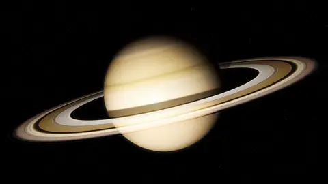 La sonda Cassini inicia su último viaje en Saturno La sonda Cassini inicia su último viaje en Saturno