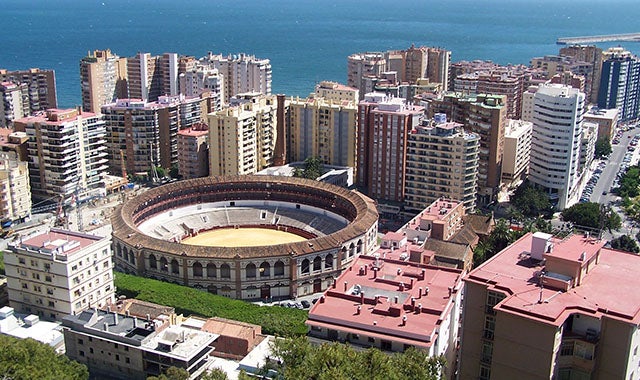 Los fósforos: ¿Qué le hizo venir a Málaga? Los fósforos: ¿Qué le hizo venir a Málaga?