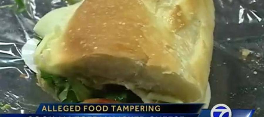 Cocinera detenida por lamer sándwiches Cocinera detenida por lamer sándwiches