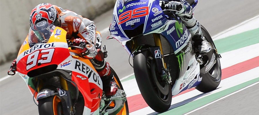 Marc Máquez y Jorge Lorenzo pelean por la victoria en el GP de Italia Marc Máquez y Jorge Lorenzo pelean por la victoria en el GP de Italia