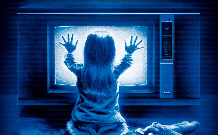 Ecos del Pasado: El poltergeist de las piedras Ecos del Pasado: El poltergeist de las piedras