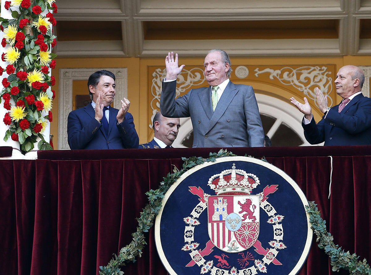 Nieva sobre Pekín: El Rey don Juan Carlos, como los grandes toreros Nieva sobre Pekín: El Rey don Juan Carlos, como los grandes toreros