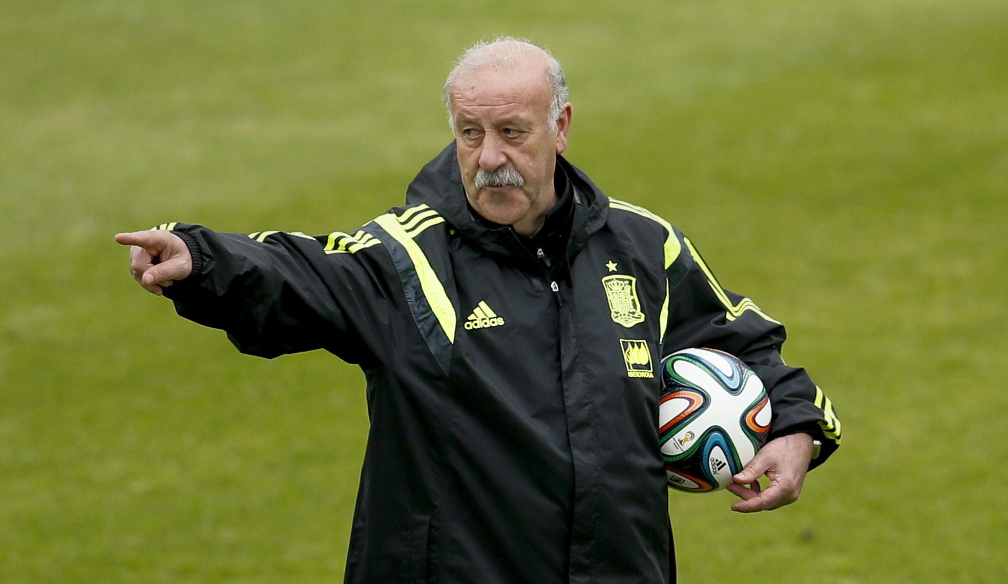 Vicente Del Bosque: "No debemos creer que van a por nosotros por ser buenos" Vicente Del Bosque: "No debemos creer que van a por nosotros por ser buenos"