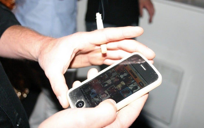 Los españoles, cada vez más enganchados al sexo por el móvil: uno de cada tres usa aplicaciones buscando relaciones Los españoles, cada vez más enganchados al sexo por el móvil: uno de cada tres usa aplicaciones buscando relaciones